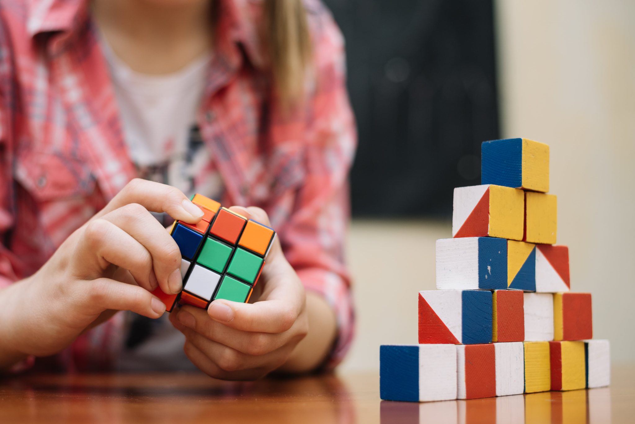 Rubik’s Cube Classes for Kids in Abu Dhabi - Leaders Park